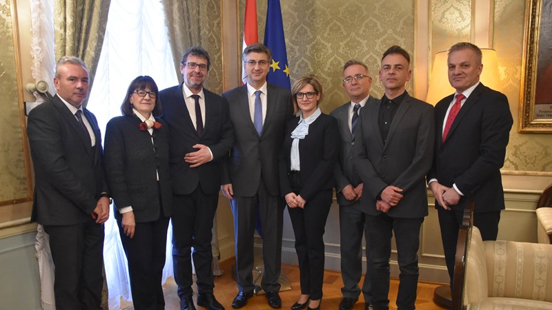 Hrvatska Vlada povećava ulaganja u projekte važne za položaj hrvatske nacionalne manjine u Srbiji